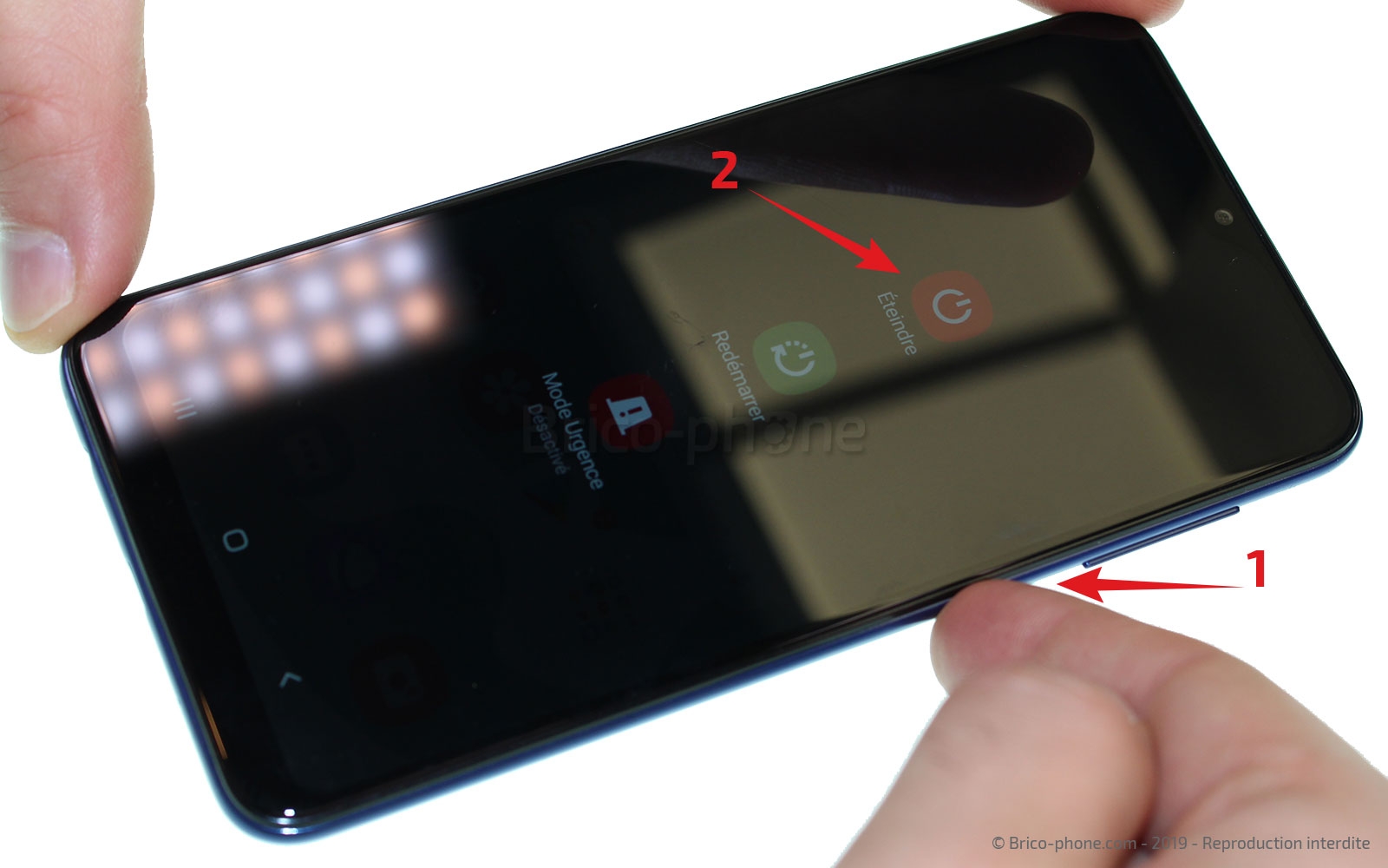 Changement du connecteur de charge  sur Galaxy A10 photo 2